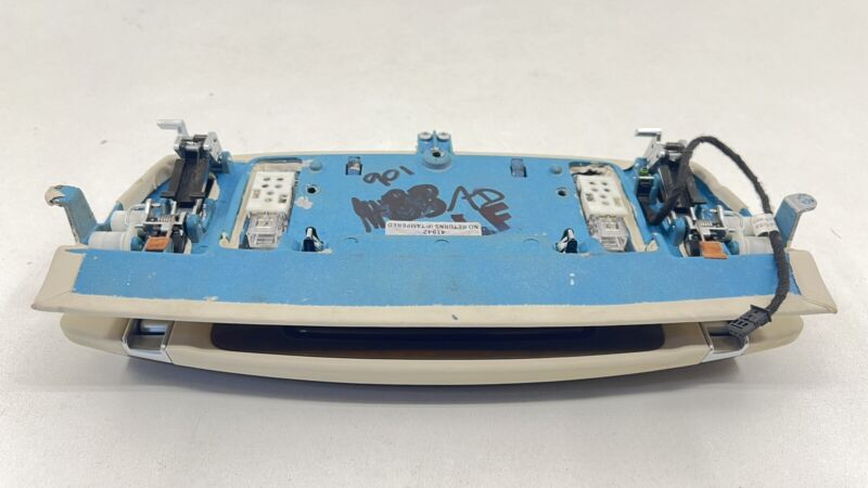 3W5 881 268 B / 3W5881268B 13-18 BENTLEY FLYING SPUR LEFT FRONT SEAT FOLDING PICNIC TABLE TRAY MIRROR OEM