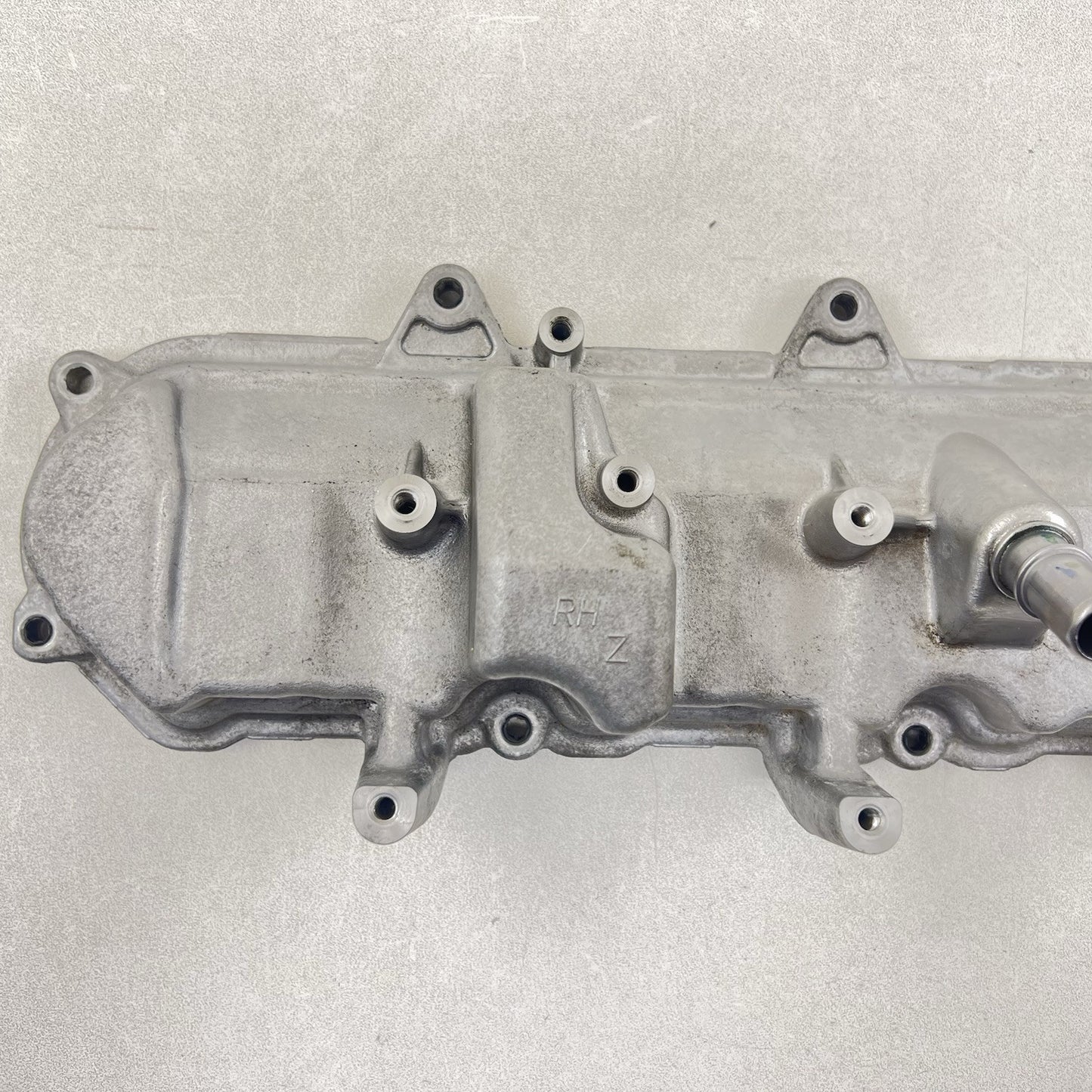 Does Not Apply 16-24 CHEVROLET CAMARO SS LT1 PASSENGER RIGHT SIDE MOTOR ENGINE VALVE COVER OEM