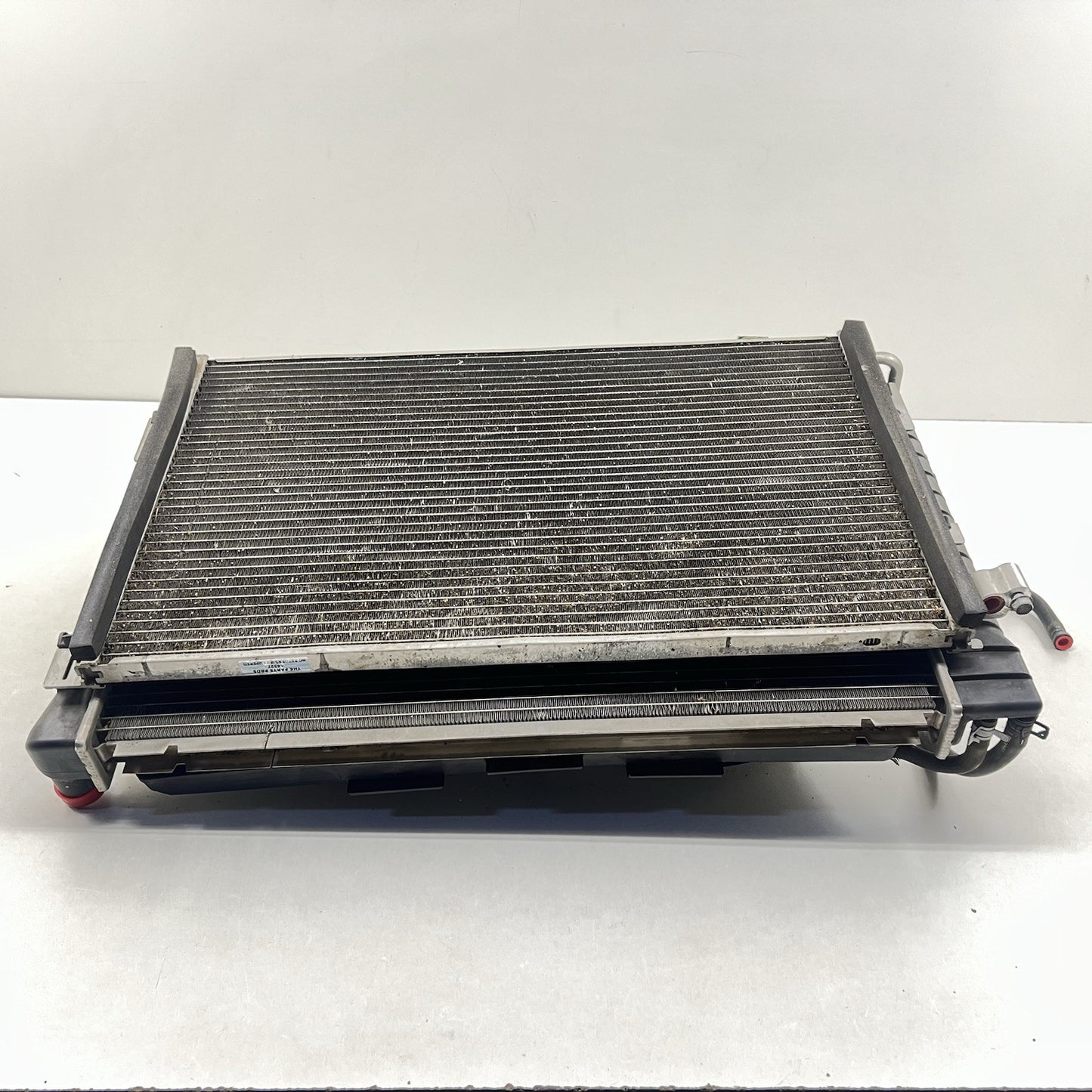 52470605 01-04 CHEVROLET CORVETTE C5 Z06 MANUAL RADIATOR CONDENSER FAN ASSEMBLY OEM