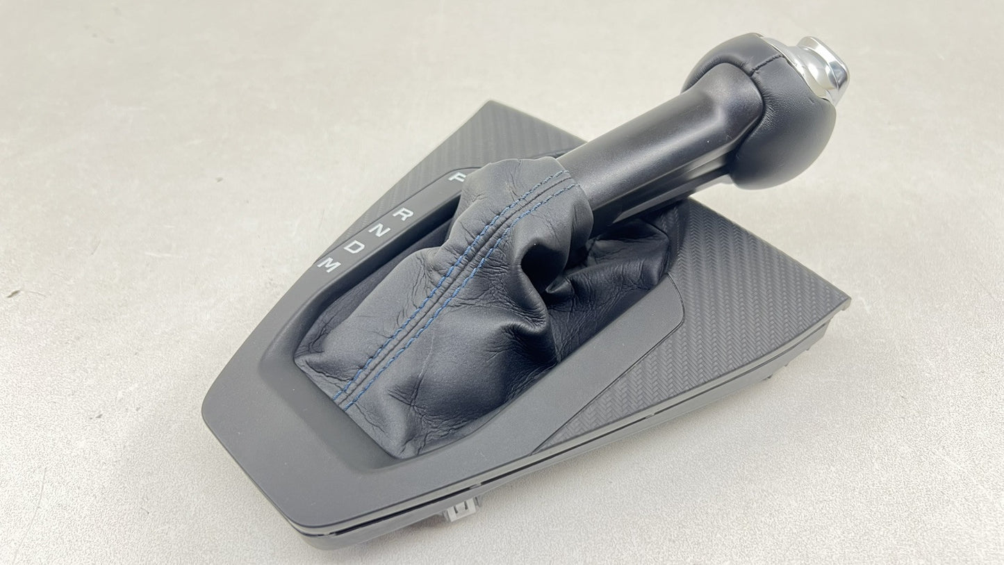 24-25 MUSTANG DARK HORSE CENTER CONSOLE AUTO SHIFT BOOT PANEL WITH KNOB OEM
