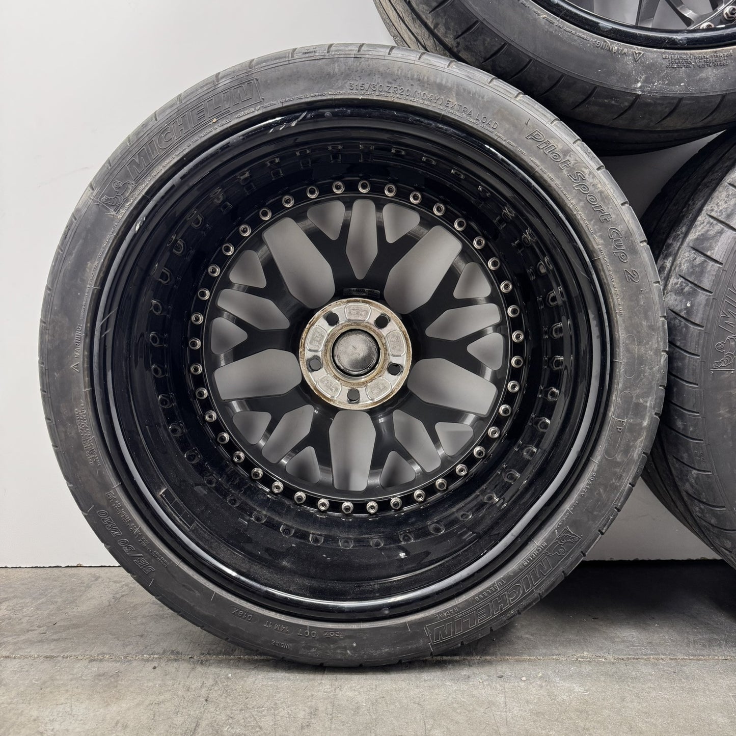 RFG19 ROHANA FORGED RFG19 TRINITY 3 PIECE WHEEL RIM WITH TIRE PARTIAL SET OF 3 *NOTE*