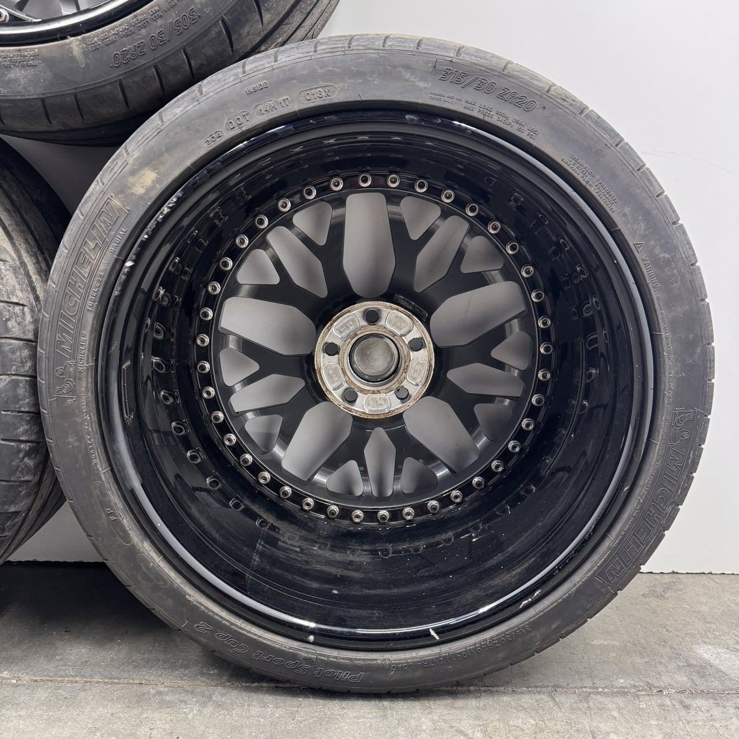 RFG19 ROHANA FORGED RFG19 TRINITY 3 PIECE WHEEL RIM WITH TIRE PARTIAL SET OF 3 *NOTE*