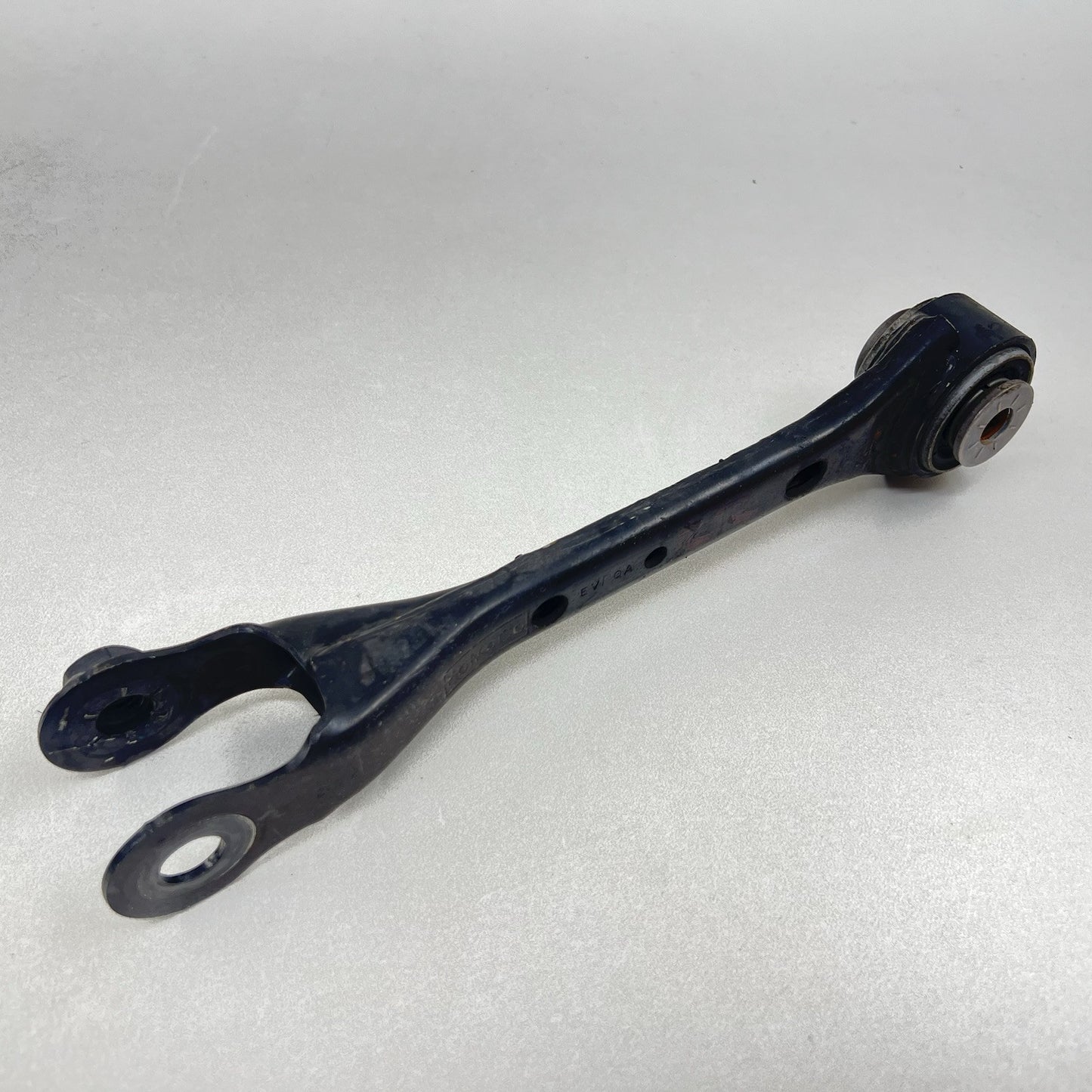 PR3C-5K551-FB / PR3C 5K551 FB / PR3C5K551FB 24-25 FORD MUSTANG GT PASSENGER RIGHT REAR CONTROL ARM PARTIAL SET OEM