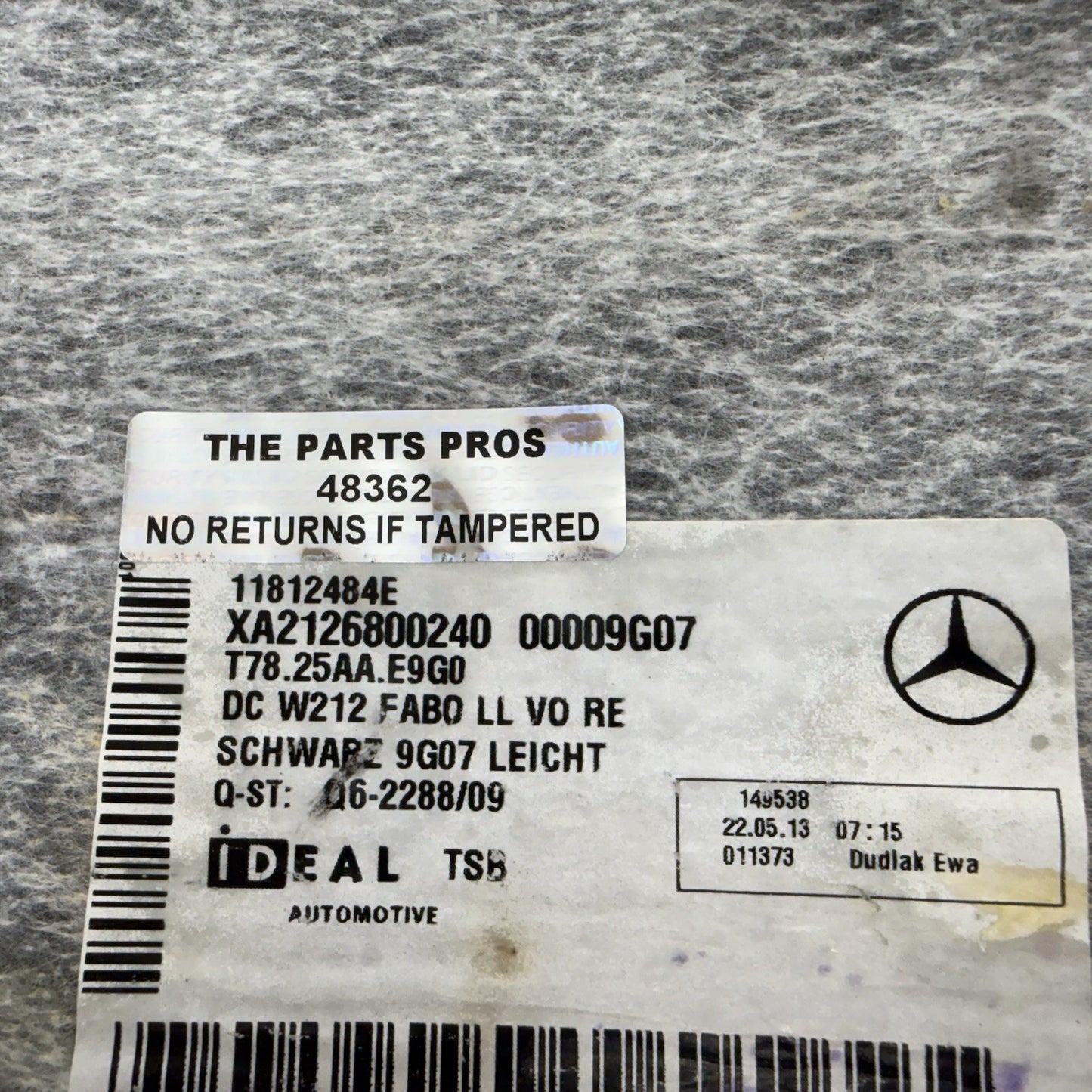 10-16 Mercedes W212 E350 Right Front Interior Floor Body Carpet Black OEM