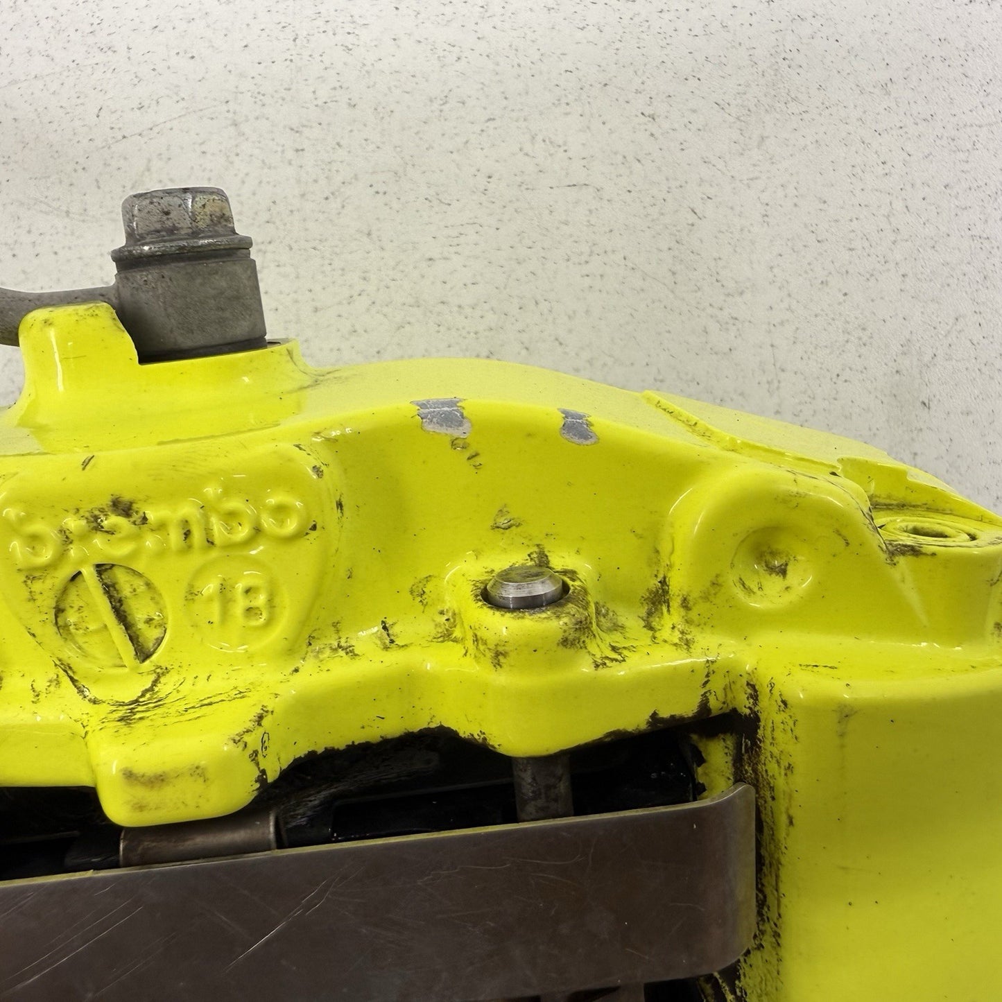 18-21 Subaru WRX STI Rear Brembo Brake Caliper Pair Left & Right OEM