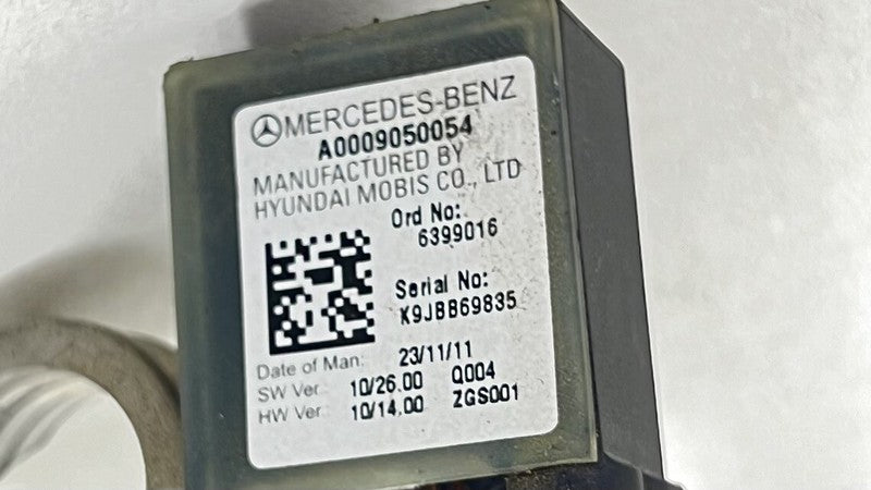 A 000 905 00 54 0054 / A0009050054 / 0009050054 12-18 MERCEDES BENZ CLS550 NEGATIVE GROUND BATTERY TERMINAL END LINK WIR