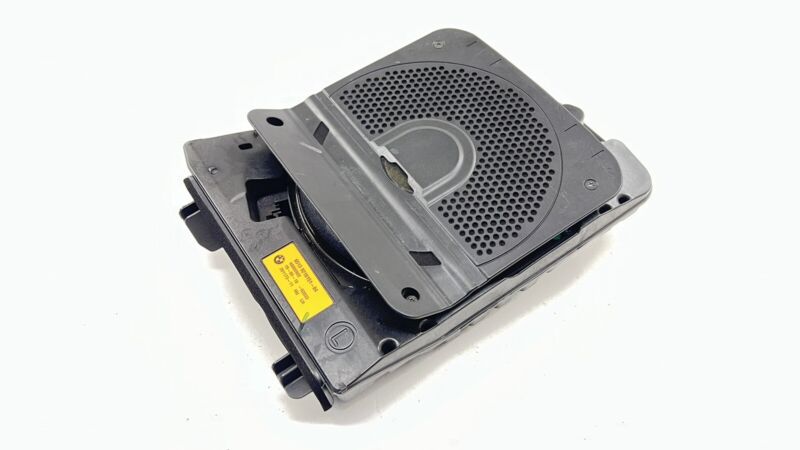 9 210 151 / 9210151 15-20 BMW M3 M4 F80 F82 F83 LEFT REAR SPEAKER SUBWOOFER SUB WOOFER 9210151 OEM