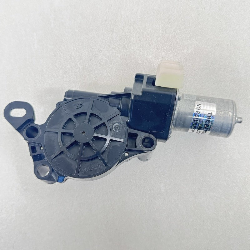 85820-X7V05 / 85820 X7V05 / 85820X7V05 23-25 Toyota Prius Driver Left Front Seat Adjustment Adjust Motor Set OEM