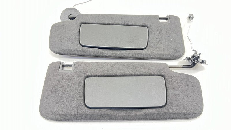 1359 1872 / 13591872 22-24 CADILLAC CT4 V BLACKWING LEFT & RIGHT SUNVISOR SUN VISOR PAIR SUEDE OEM