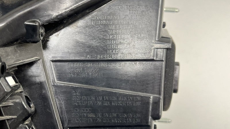 84864812 22-25 CADILLAC CT4 V BLACKWING DRIVER LEFT REAR TAILLIGHT TAIL LIGHT LAMP OEM