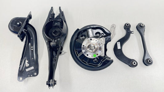 5WA-407-621 / 5WA 407 621 / 5WA407621 22-25 VOLKSWAGEN GOLF R MK8 LEFT REAR SPINDLE KNUCKLE HUB W/ CONTROL ARM SET OEM