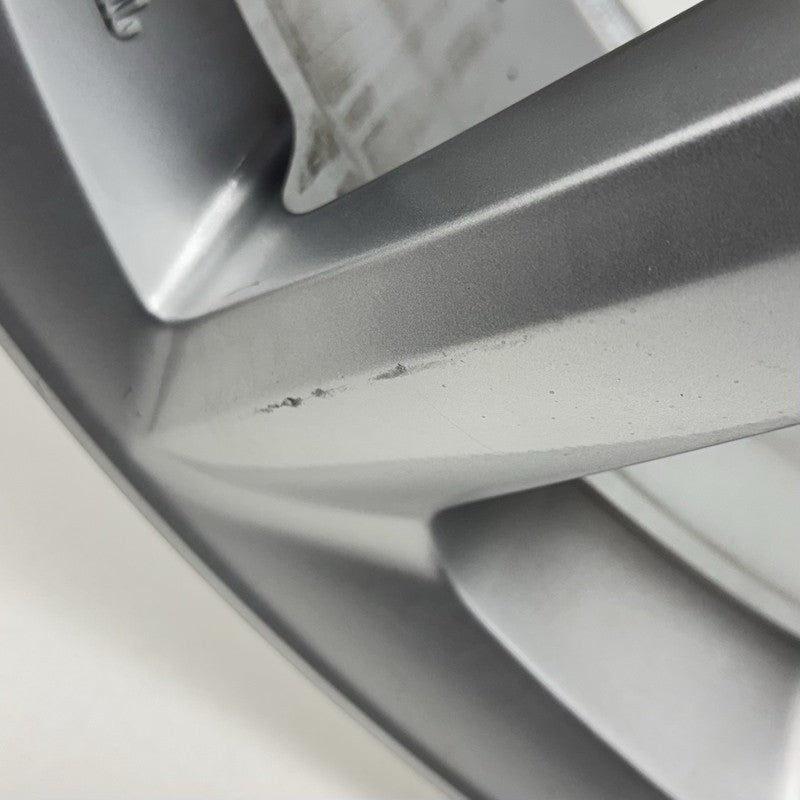 42611-50730 / 42611 50730 / 4261150730 07-09 Lexus LS460 Wheel Rim 18x7.5 +32 Offset Silver 42611-50730 Factory OEM