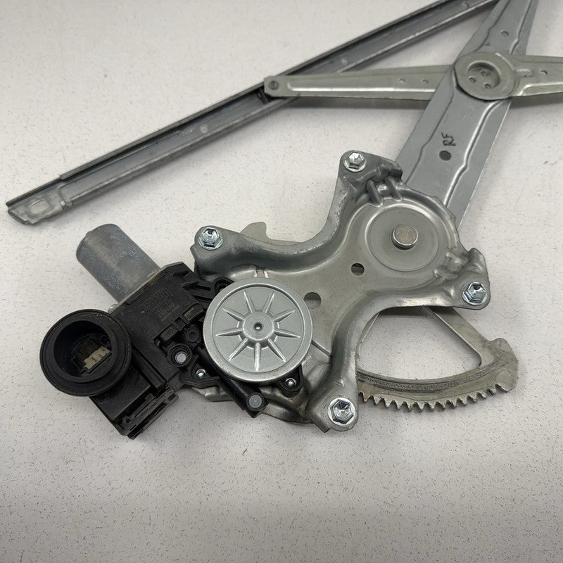 21-26 Lexus IS300 IS350 IS500 Right Front Door Glass Window Regulator 