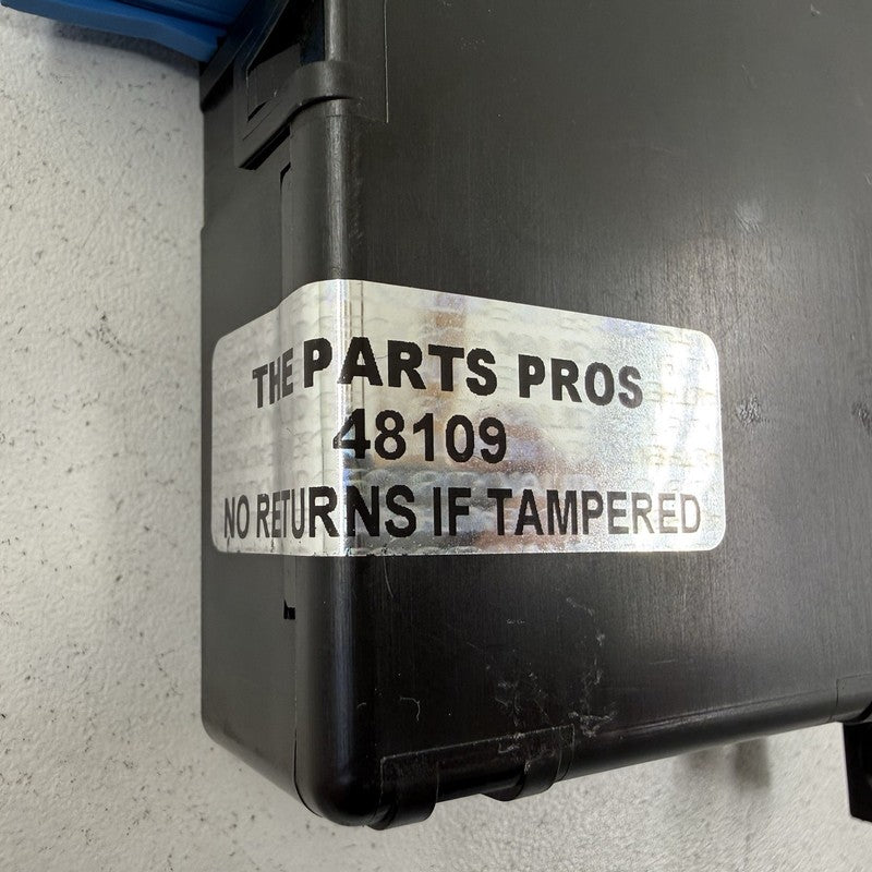 9 321 878 / 9321878 BMW F06 F10 F12 F13 Central Body Gateway Control Module 9321878 OEM