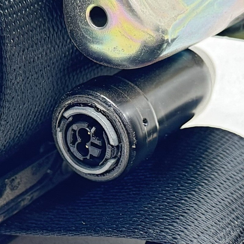 PR3B-C611E51 / PR3B C611E51 / PR3BC611E51 24-25 Ford Mustang GT Driver Left Rear Seatbelt Seat Belt Retractor Black OEM