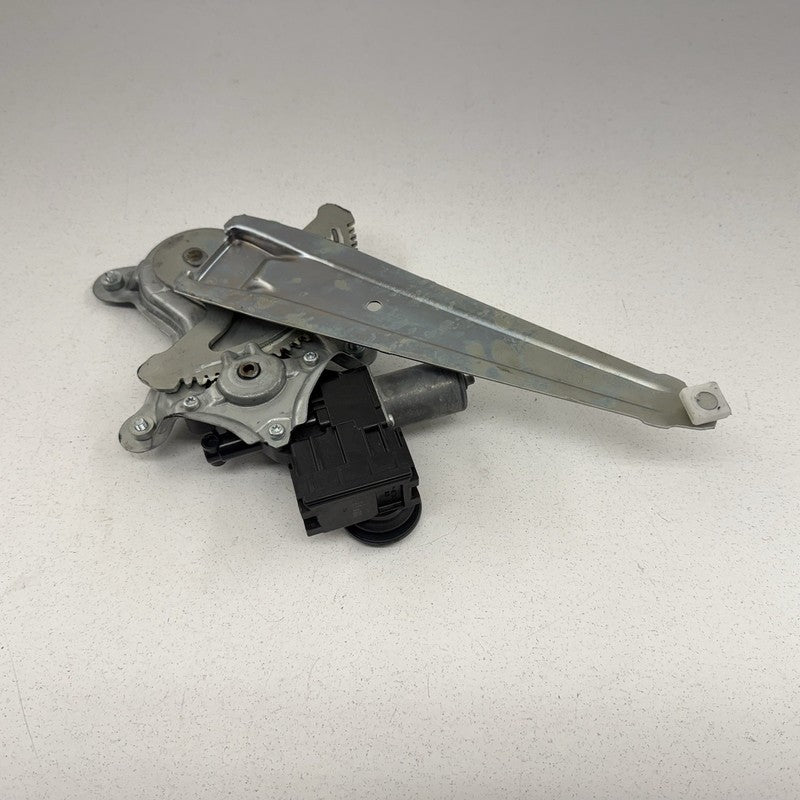 21-26 Lexus IS300 IS350 IS500 Left Rear Door Glass Window Regulator Mo