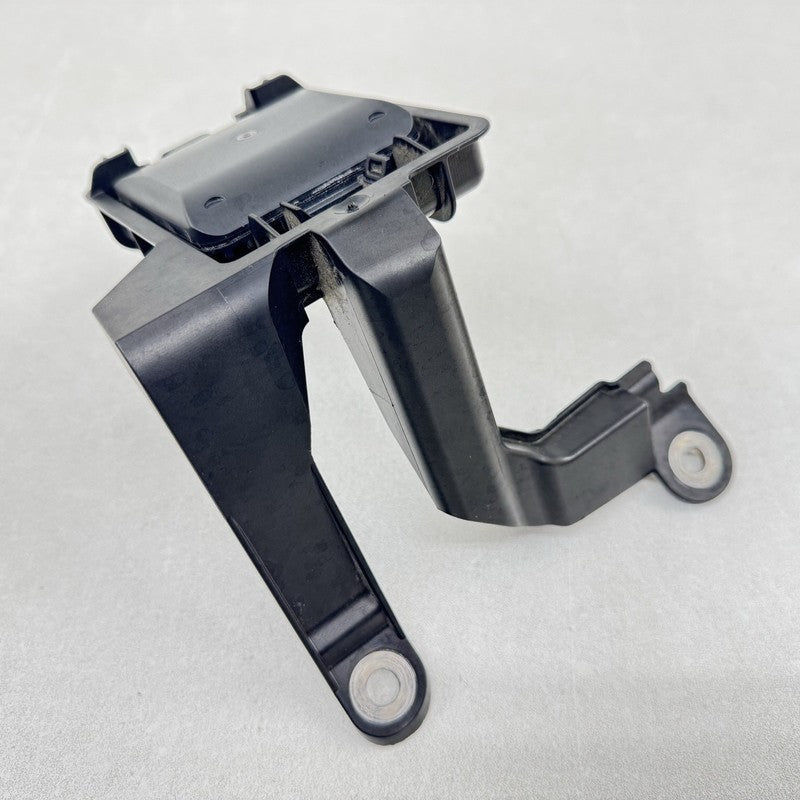 2Q0-907-686-J / 2Q0.907.686.J / 2Q0 907 686 J / 2Q0907686J 22-25 VOLKSWAGEN GOLF R MK8 RIGHT REAR BLIND SPOT SENSOR RADA