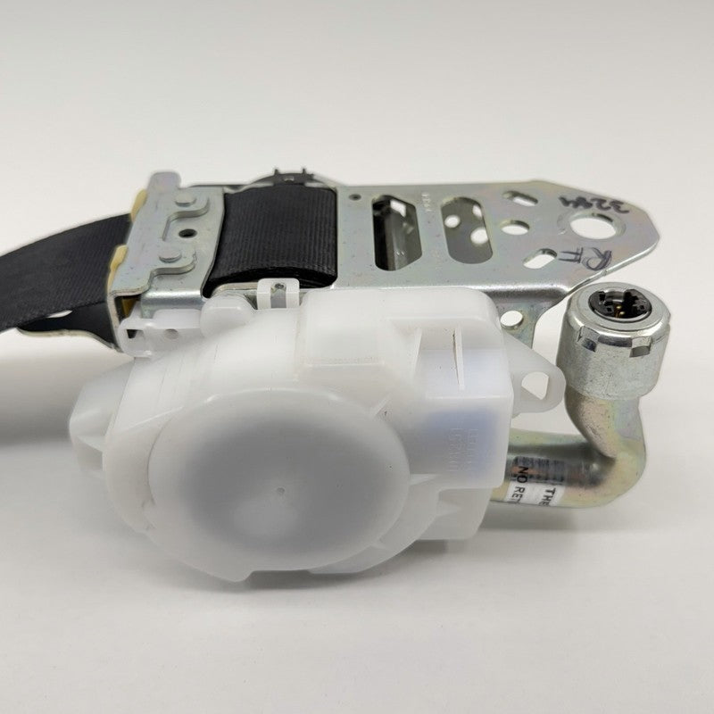 7X1650-P / 7X1650 P / 7X1650P 12-17 Toyota Prius V Passenger Right Front Seatbelt Seat Belt Retractor OEM