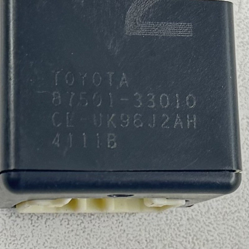 87501-33010 / 87501 33010 / 8750133010 23-25 Toyota Prius Driver Left Front Seat Heater Control Module 87501-33010 OEM