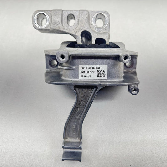 5WA-199-262-E / 5WA 199 262 E / 5WA199262E 22-25 VOLKSWAGEN GOLF R MK8 RIGHT MOTOR ENGINE MOUNT SUPPORT BRACKET OEM