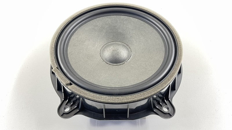 1079744-00-D / 1079744 00 D / 107974400D 17-19 TESLA MODEL 3 LEFT OR RIGHT FRONT DOOR SPEAKER 1079744-00-D OEM