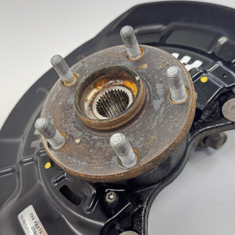 08-13 Toyota Highlander AWD Right Front Spindle Knuckle Hub Bearing 38K Mile OEM