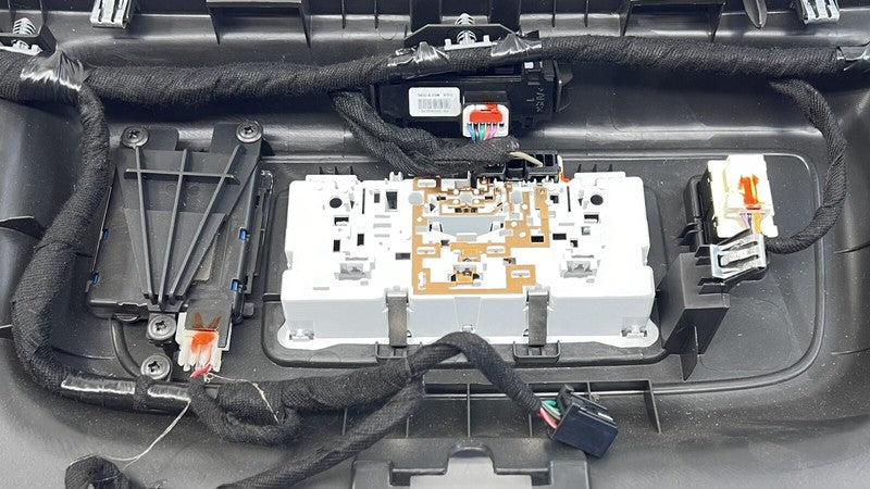 22766775 11-15 CHEVROLET CAMARO SS CONVERTIBLE OVERHEAD DOME LIGHT W/ SUN VISOR PAIR OEM