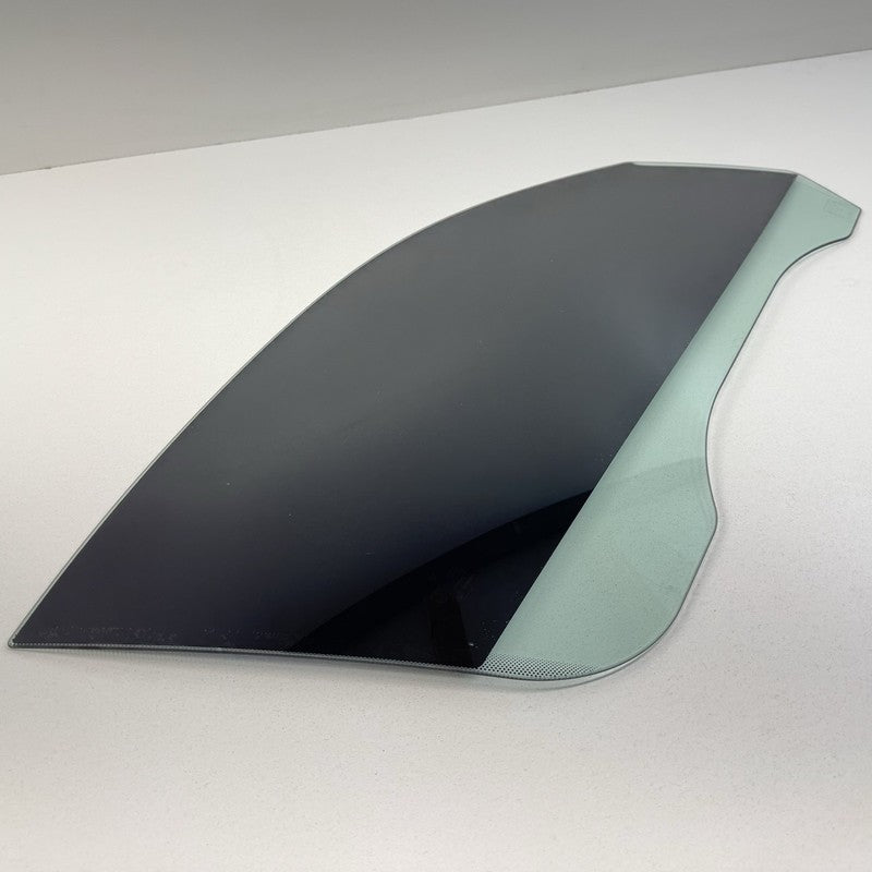 43R-001025 / 43R 001025 / 43R001025 06-12 Porsche Cayman 987 Passenger Right Door Glass Window OEM