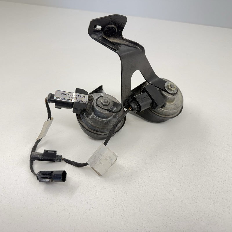 997 635 216 01 / 99763521601 05-12 Porsche 911 997 Boxster Cayman 987 Horn Siren Alarm Signal Pair OEM