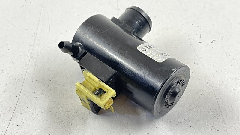 00-09 HONDA S2000 FRONT WINDSHIELD WASHER BOTTLE WASHER PUMP OEM