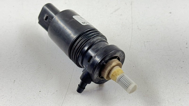 05152076AC 07-11 DODGE RAM WINDSHIELD WASHER BOTTLE RESERVOIR TANK PUMP 05152076AC OEM