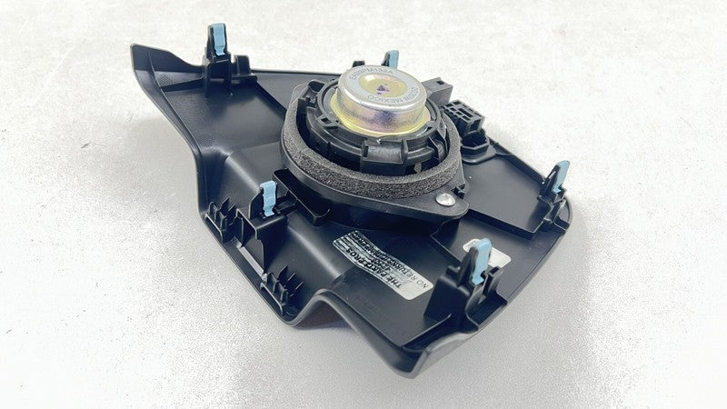 77130-3S5-A0 / 77130 3S5 A0 / 771303S5A0 24-25 ACURA INTEGRA TYPE S FRONT CENTER DASH SPEAKER WITH TRIM 77130-3S5-A0 OEM