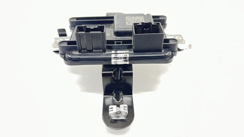 8677 7519 / 86777519 22-24 CADILLAC CT4 V BLACKWING REAR TRUNK PRESENCE CONTROL MODULE 86777519 OEM