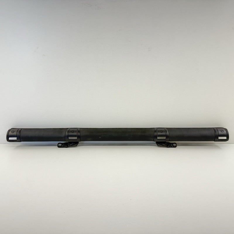 9 162 851 / 9162851 11-16 BMW M5 528i 535i 550i F10 Rear Seat Bolster Corner Cushion 9162851 OEM