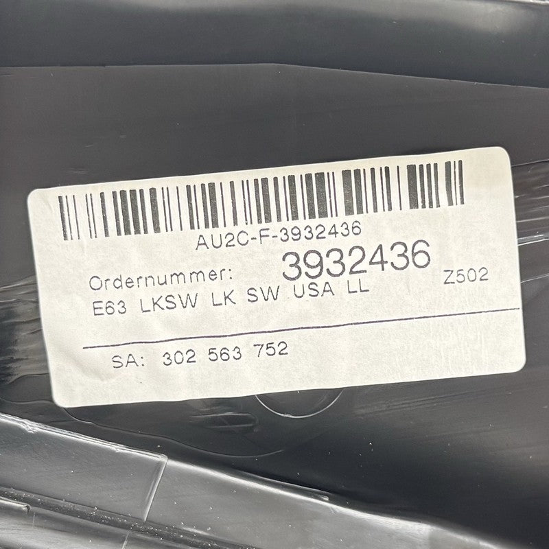 3 932 436 / 3932436 06-10 BMW M6 E63 E64 DRIVER LEFT DOOR PANEL INTERIOR COVER TRIM LEATHER OEM