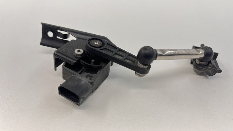 97034302103 / 970 343 021 03 10-16 PORSCHE PANAMERA LEFT FRONT HEADLIGHT HEIGHT LEVEL SENSOR OEM