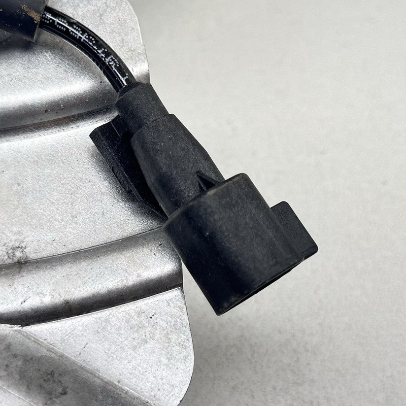 8551 6632 / 85516632 22-24 CADILLAC CT5 V BLACKWING RIGHT FRONT SPINDLE KNUCKLE HUB BEARING OEM