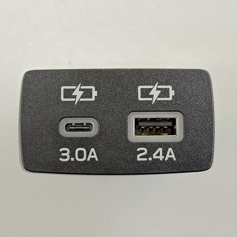 86257AN422 24-25 Subaru WRX Rear Center Console Dual USB Port Charge Port 86257AN421 OEM