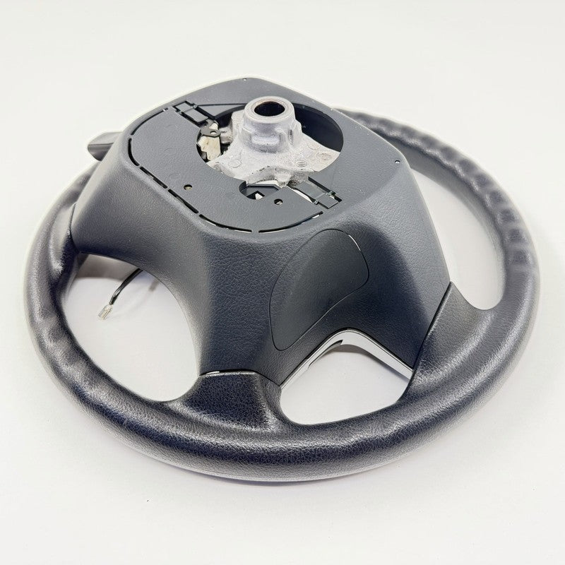 45103-33060 / 45103 33060 / 4510333060 08-13 Toyota Highlander Driver Steering Wheel Black Leather 45103-33060 OEM