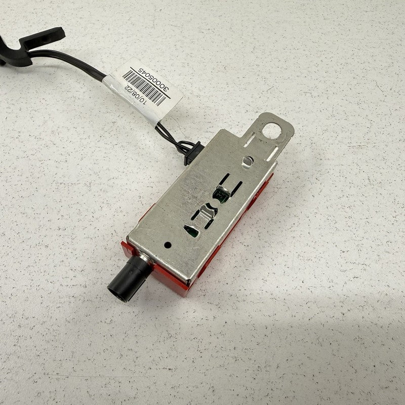 PR3T 18C847 AA / PR3T18C847AA 24-26 Ford Mustang Radio Antenna Amplifier Isolator PR3T-18C847-AA OEM