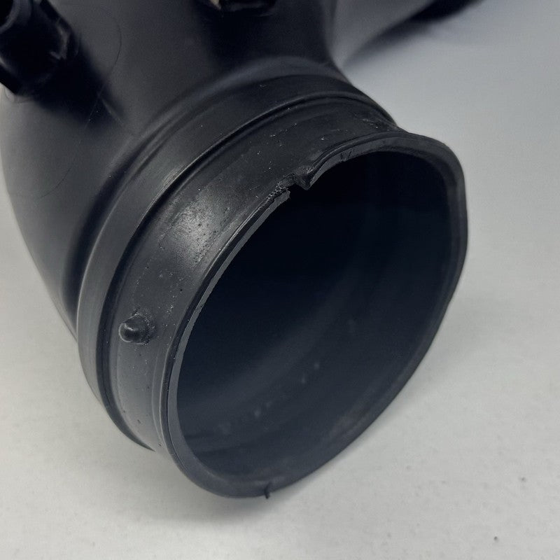 17880-38020 / 17880 38020/ 1788038020 08-14 Lexus IS F Air Cleaner Box Filter Air Intake Tube 17880-38020 OEM