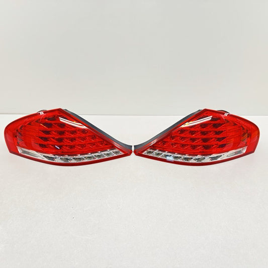 7 177 070 / 7177070 08-10 BMW M6 E63 E64 Left And Right Rear LCI Taillight Tail Light Lamp Pair OEM