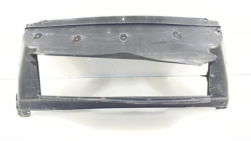 970.575.323 / 970 575 323 / 970575323 10-13 PORSCHE PANAMERA FRONT RADIATOR FAN SHROUD AIR SUCTION VENT COVER TRIM OEM
