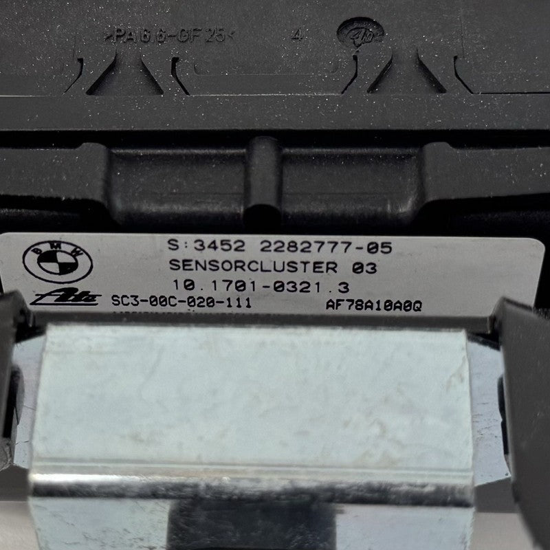 2 282 777 / 2282777 06-10 BMW M6 E63 E64 Yaw Rate Speed Acceleration Sensor W/ Bracket 2282777 OEM