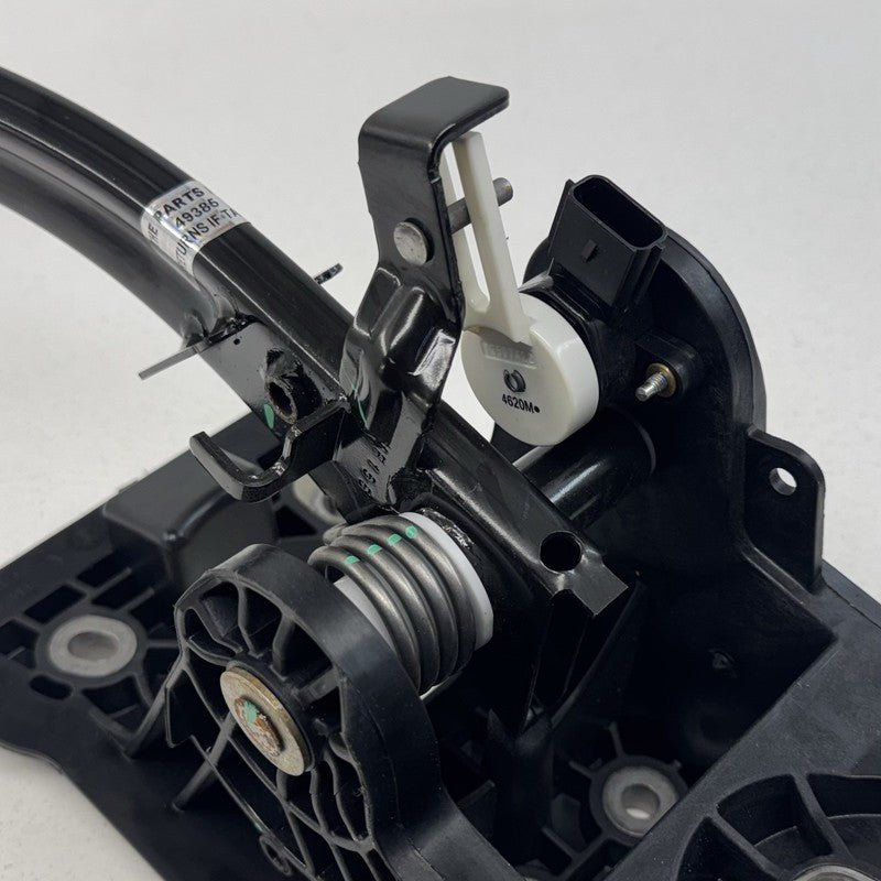 85711112 24-26 Silverado Sierra 2500 3500 Brake Pedal Assembly 85711112 OEM