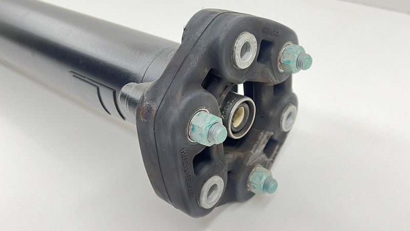 8551 4210 / 85514210 22-24 CADILLAC CT5 V BLACKWING DRIVESHAFT DRIVE SHAFT PROPELLER LINE CARRIER OEM