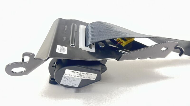 660845701A 22-25 SUBARU WRX DRIVER LEFT REAR SEATBELT SEAT BELT RETRACTOR 64660VC370 OEM