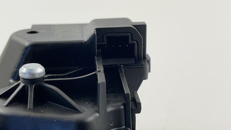 2047500185 / A2047500185 / A 204 750 01 85 0185 12-14 MERCEDES BENZ W204 C CLASS TRUNK LID LOCK LATCH ACTUATOR 204750018