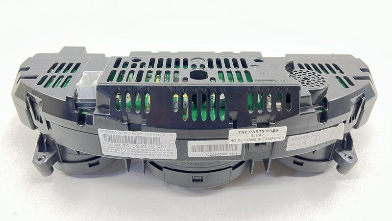 A 218 900 74 02 7402 / A2189007402 / 2189007402 12-14 MERCEDES BENZ CLS550 SPEEDOMETER INSTRUMENT CLUSTER GAUGE 58K MILE