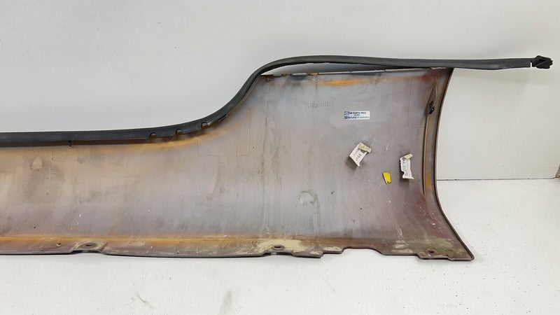 G33-10608-AJ / G33 10608 AJ / G3310608AJ 07-09 ASTON MARTIN VANTAGE RIGHT SIDE SKIRT ROCKER PANEL COVER MERLOT RED OEM